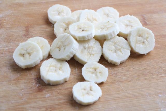 一根香蕉，一疊餛飩皮，不烤不炸，吃不膩